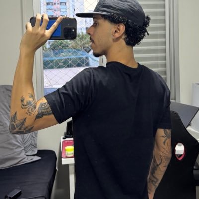 souzaadev's profile picture. 23y • sp/zl • midlevel software engineer and ambassador at @itau • java and golang