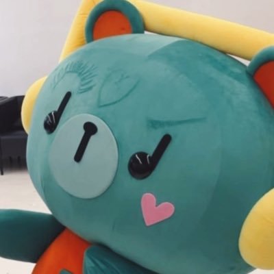 b0nheurboo's profile picture. fan account | ✿ (💬🐻🐼🎧) * — @ppnaravit @phuwintang @permpoon_gmmtv ⭐️ ♡ ｡