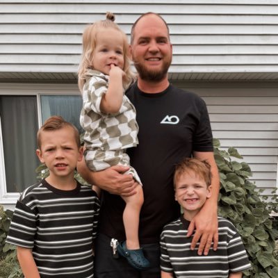 mohwkfoundation's profile picture. 501(c)(3) charity raising money to help families and people fighting breast cancer and ALS. CashApp: $TheMohawk Venmo: @TMF_Mohawk