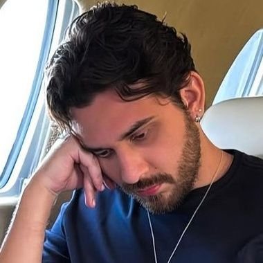 luanspoet's profile picture. luan santana e leo foguete