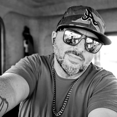 KingSpeakzzz's profile picture. They call me King                               

#OnePlusOne #Snapdragon #Google #Tech #Music #Movies  #Football #Motivation #Sober #Gardening #Blessed 👑