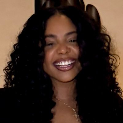 ByTiaLong's profile picture. 