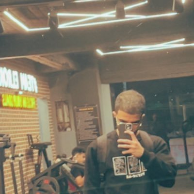 MohamedOlama10's profile picture. intern, USMLE tutor 📩