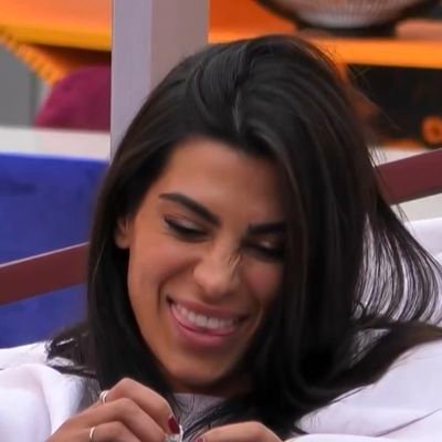 just_ales's profile picture. 