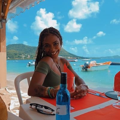 Meenah972's profile picture. You will never hate alone...I got you 😘
971+972 #caribbeangirlsdoitbetter
  📸https://t.co/3WLO7xFq6F
