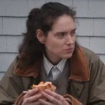 lonelybcnes's profile picture. ‘tis the season i guess