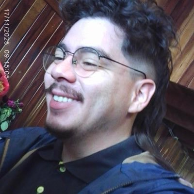 keepitkuuug's profile picture. the only thing I’m fucking, is stupid