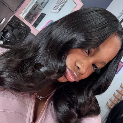 yklilkay's profile picture. 