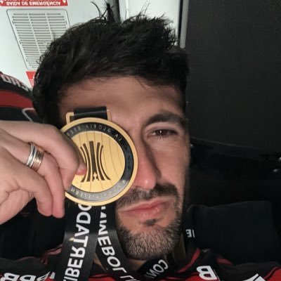 titoribeiro's profile picture. @Flamengo ❤🖤 | ⚽️🏀🏐🏈