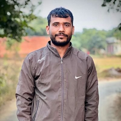 UttamYadav_10's profile picture. हिंदुस्तानी || समाजवादी विचारधारा || जनसंघर्ष , शिक्षा , रोजगार , और सामाजिक न्याय पर लिखता हूं ||