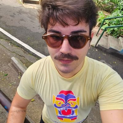 kombuchinha's profile picture. você fez ASSIM você CONFIRMOU que minha casa tava bagunçada