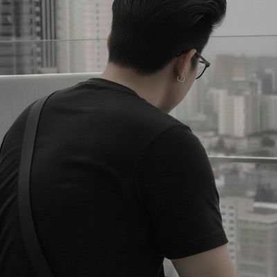 yogvxp's profile picture. 