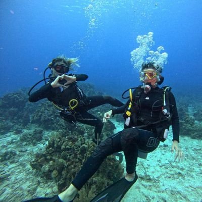 jose_areve1989's profile picture. apasionado romántico ardiente sincero honesto deportista responsable atento detallista amante de los viajes y los lujos busco amigas 💯🔥😎