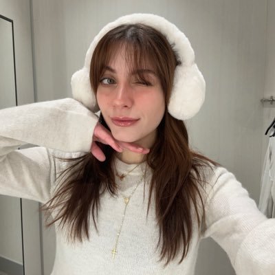 kIementina's profile picture. just landed on earth