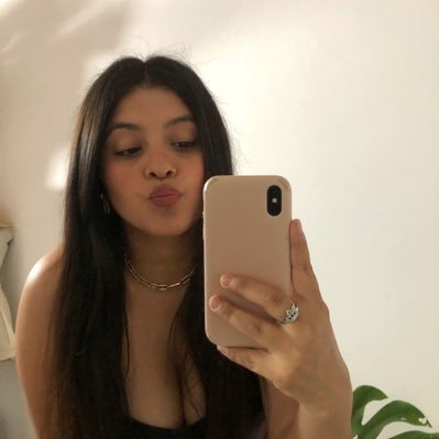 vaaluandrada's profile picture. ♋️☕️📖🤎🫧