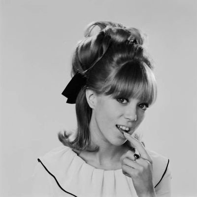 Lapera0v0's profile picture. ¡¡ 𝑆ℎ𝑒 𝑙𝑜𝑣𝑒𝑠 𝑦𝑜𝑢 𝑌𝑒𝑎ℎ 𝑦𝑒𝑎ℎ 𝑦𝑒𝑎ℎ!! °❀⋆.ೃ࿔*:･
𝖳𝗂𝗄𝗍𝗈𝗄: 𝖫𝖺𝗉𝖾𝗋𝖺𝟢𝗏𝟢 

𝖨𝗀: 𝖯𝖾𝖺𝗋𝗌𝟢_𝗏