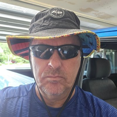 ALWearyDad's profile picture. Miscellaneous ramblings. Husband & proud father. Taking it outside whenever possible. Screw cancer. Keeping acct private now & then due to endless bots.