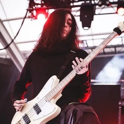 EXlTW0UNDS's profile picture. ☠︎︎ WE ARE THE LIVING DEAD!! 𖤐 HE/HIM @daily_ruffilo