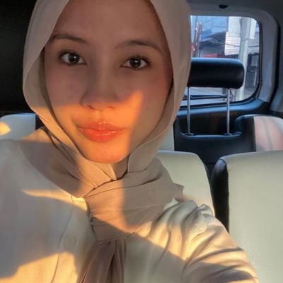 rvobyn's profile picture. #collegetwt ❓️ (might) semigap
| 02 voter dni