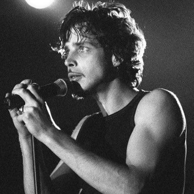 T0jiLover69's profile picture. Devotee of the mountain biking vampire witch from the future. 🔞