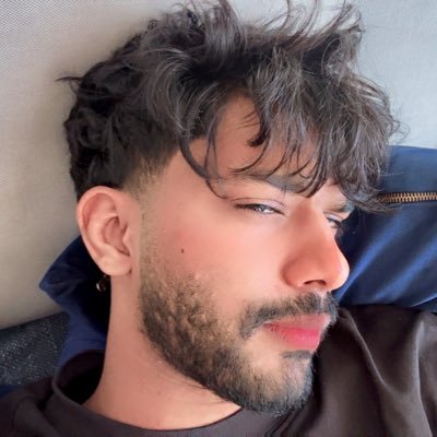 LynelSkroll's profile picture. Worked with 5+ highly satisfied clients so far. Book your slot today!