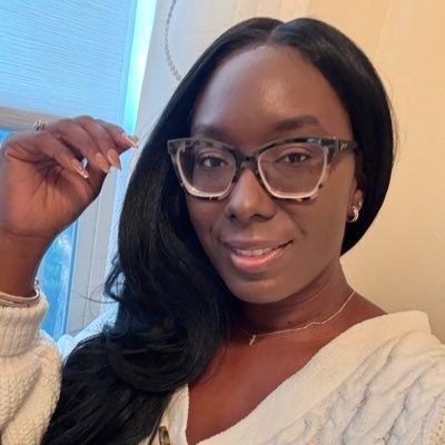 codenamechelle's profile picture. 🖤