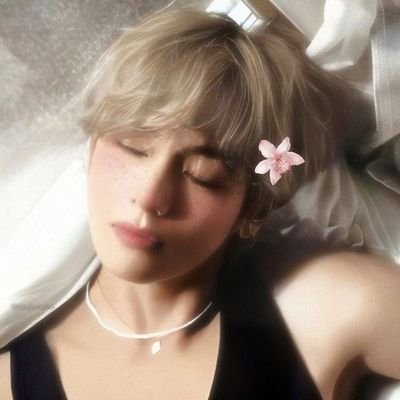 Saypoesie's profile picture. '99   ་ ، ˖ ࣪  pretty little pince   𖥔˖ ་       loving @poetrylune  ꜝꜞ