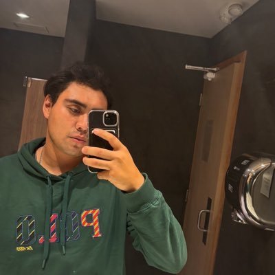 Luiizzard's profile picture. 