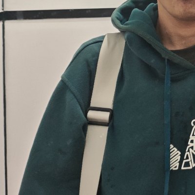 yradx87's profile picture. 