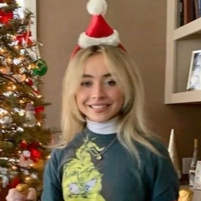 kxthy_s's profile picture. i'm just a girl in a book world #GBURwatt #BILYF_wattpad #BIPFY_wattpad #BBMT_wattpad #BYMMS_wattpad #seriaBaby #wampirywatt