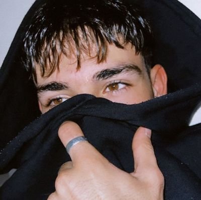 kyunzx's profile picture. ➠✶･ﾟˢᵗᵃʳˢᵒⁿᵍ ᵒⁿ ᵞᵒᵘᵗᵘᵇᵉ ´-