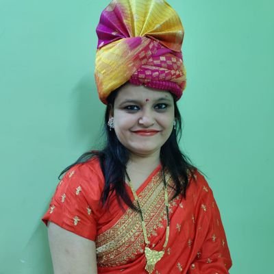 Shweta5_'s profile picture. बेहद हुँ...बेहिसाब हुँ...आपकी समझ से परे हुँ !! निर्मोही से मोह अनंत है !!
DM not allowed- 🚫