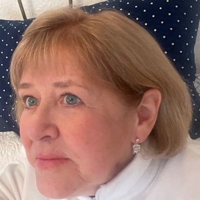 SaskLass's profile picture. 🐞 I AM WHISKY IN A TEACUP. 💙Proud member of the @CPC_HQ