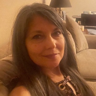 DianaJ5858's profile picture. 