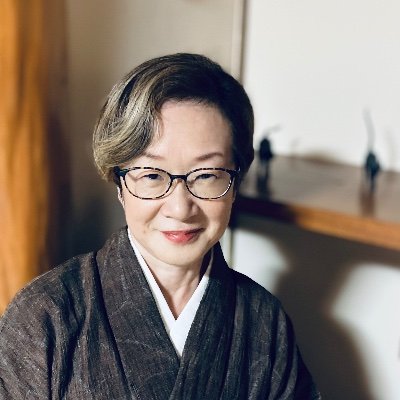 anatatachi_ohno's profile picture. ● 細々と文筆活動 ● 著書『アーティスト症候群』『アート・ヒステリー』他、共著『ラッセンとは何だったのか？』他
● 連載映画コラムhttps://t.co/gipg7gmtux 
● 私のこれまでhttps://t.co/Z9mWQSg6AK
● 「さとけい」の私への誹謗中傷とその背景についてhttps://t.co/cmKNVwcsrb