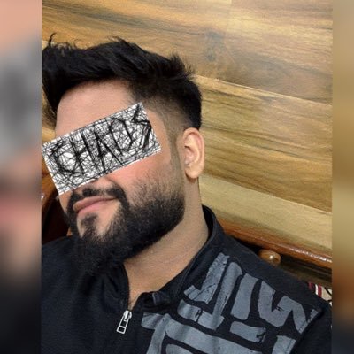 Shivaaywho_'s profile picture. I smile when I see dogs.🐕 SHITTTPOSTING / FOOD / MEME / LIFESTYLE / BIGGBOSS / ENTERTAINMENT