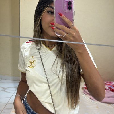 _nathfr's profile picture. Liz Félix 💗