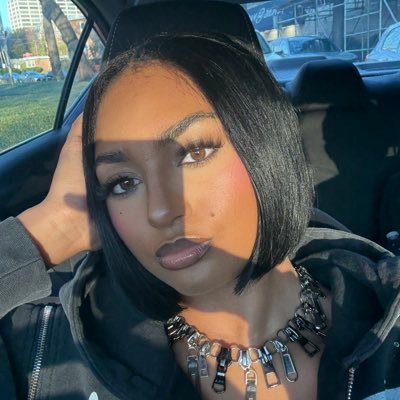 _sharnajah's profile picture. 27| MJB🖤4L #rockelmnt