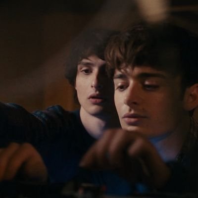 crazytobyers's profile picture. 25yrs - will byers/byler defender since 2017 -  multishipper - esp/eng🇲🇽 - sapphic🏳️‍🌈
too many fandoms to fit in bio lol
ig @/yat.zi.ri_r