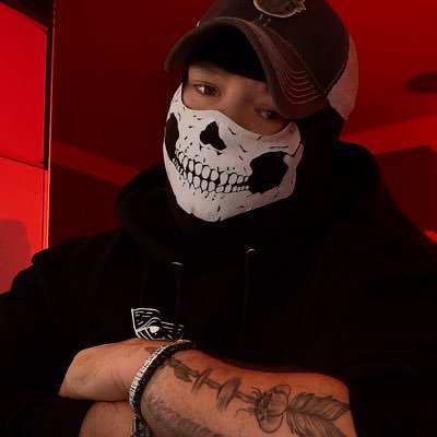 GhostOfDamon_'s profile picture. smut tiktok guy and Tarkov streamer 🤷🏼
