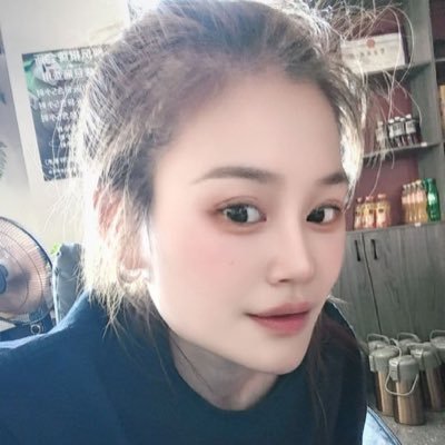 jj099099's profile picture. 学者