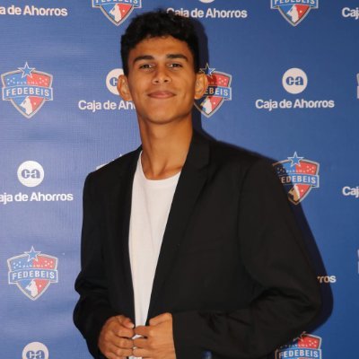 OhmerFelix's profile picture. Periodista deportivo en formación 🎙️
Fútbol panameño 🇵🇦 y fútbol internacional ⚽
Análisis, historias y opinión.