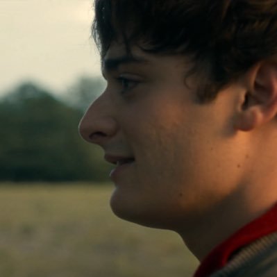 MiwiTheClerWise's profile picture. Milo is missing clouds ☁️ Byler lover who just wants to make friends and yap 🎄💡 “crazy together, right? yeah, crazy together” 💡🎄