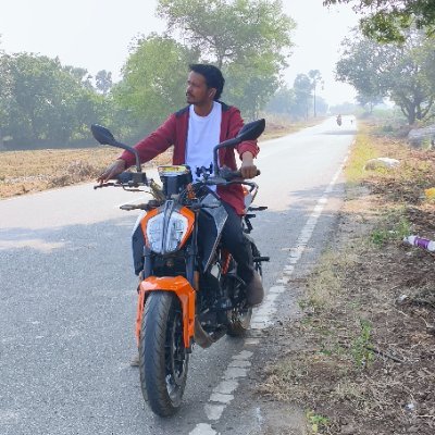 urstruly_srii's profile picture. Telangana 💜 || MBA - Finance || HR || Dist. Vice President - Khammam - Mahesh Fans || 

DHFM 🔥🤙🏻
@urstrulyMahesh 💙
