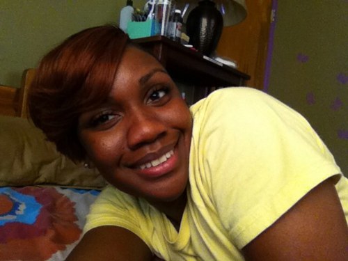 moniibabii0812's profile picture. && THAT iM READY FOR WHATEVER LiFE THROWS AT ME!