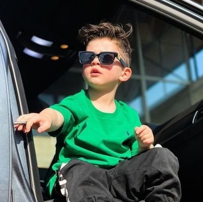 Saniya_0000's profile picture. 