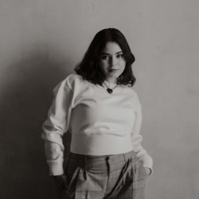 fernandatovarm3's profile picture. born to create