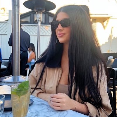 Kenny___Rose's profile picture. 22nd century woman. telling a story/head of comms @1x_tech. ͏ ͏ ͏