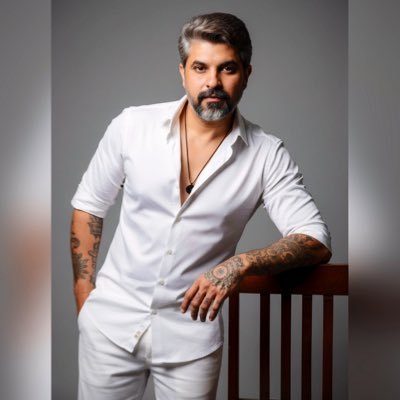 Tikde_Tak's profile picture. હું કોઈ ની સંગત માં નથી, હું કોઈ ની રંગત માં નથી, હું તો બસ મારી જ અંગત માં છુ...હું ભોમિયો છુ ભોમિયો જાતે જ ભમી લઈશ #ભોમિયો