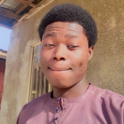 aleeyu_220's profile picture. 